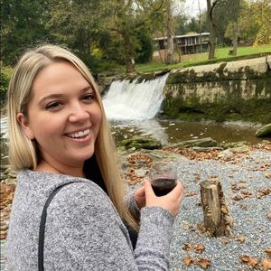 Meet your Posher, Marq